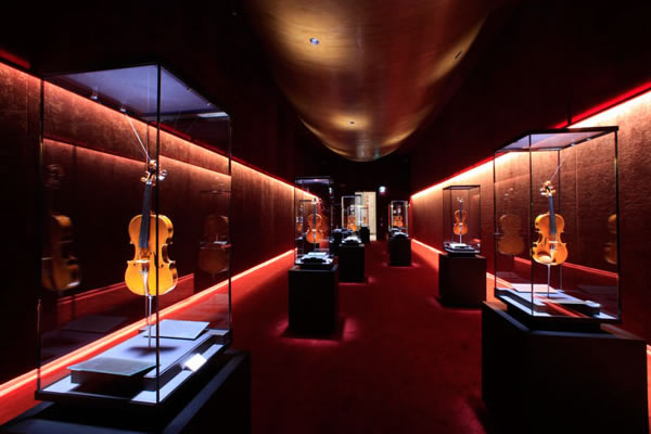 Violin Museum.