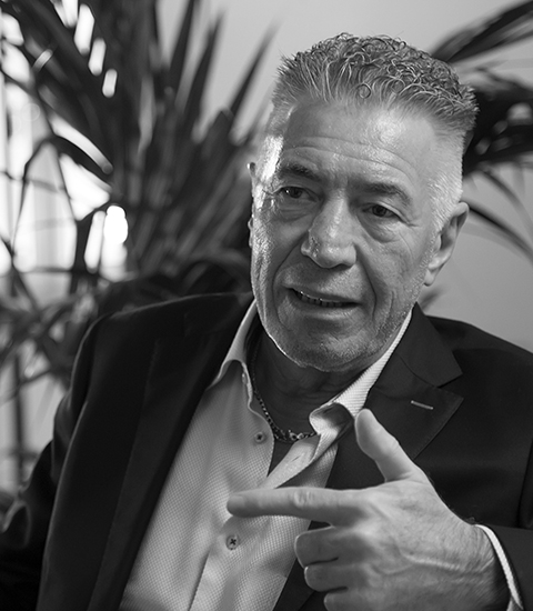 Sergio Briner Sales Europe agent for Mussi Italian sofas